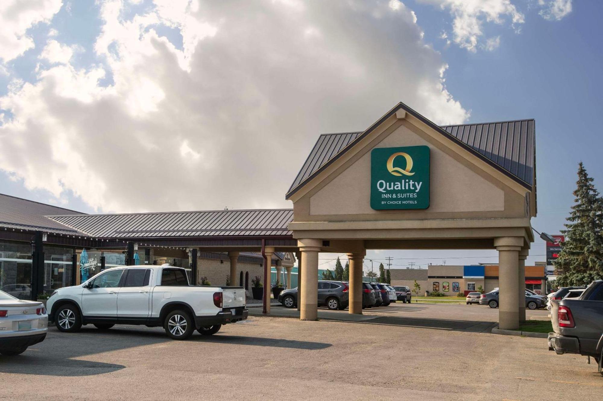 Quality Inn & Suites Winkler Exterior photo